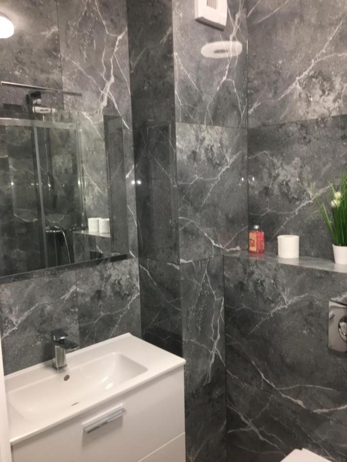 Apartament Sloneczne Tarasy Neo Dziwnowek Exterior photo